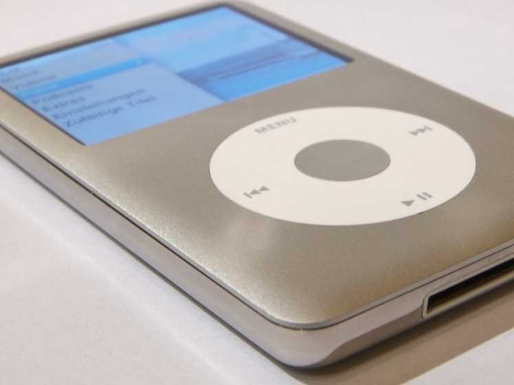 ipod-classic-2